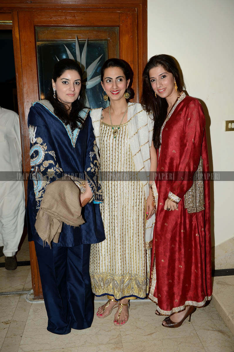 Mehreen Farooq, Mehreen Danish and Sana Shahzad
